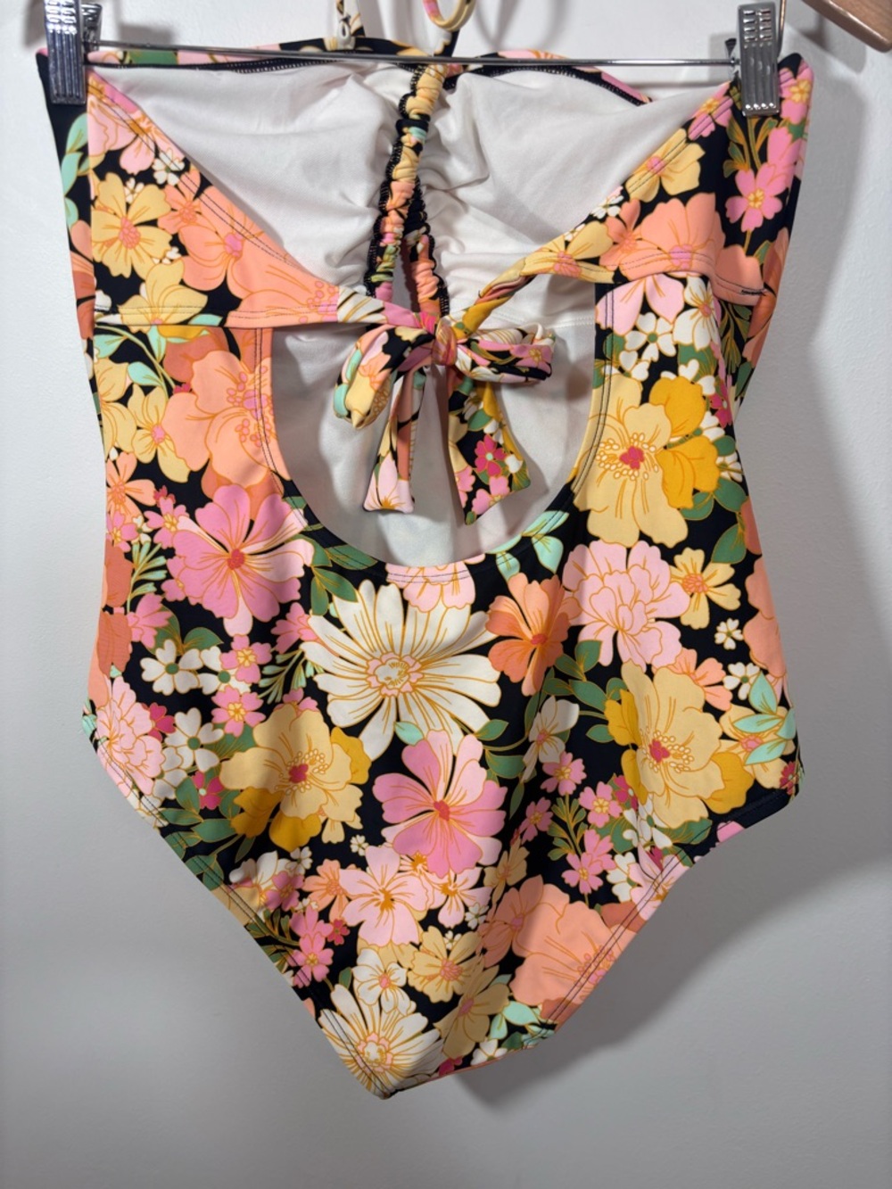 Shade & Shore Halter Keyhole Bandeau One Piece Swimsuit NEW Size Large Floral - Picture 9 of 14
